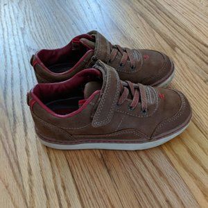 Step and Stride Derby Sneakers SZ 11